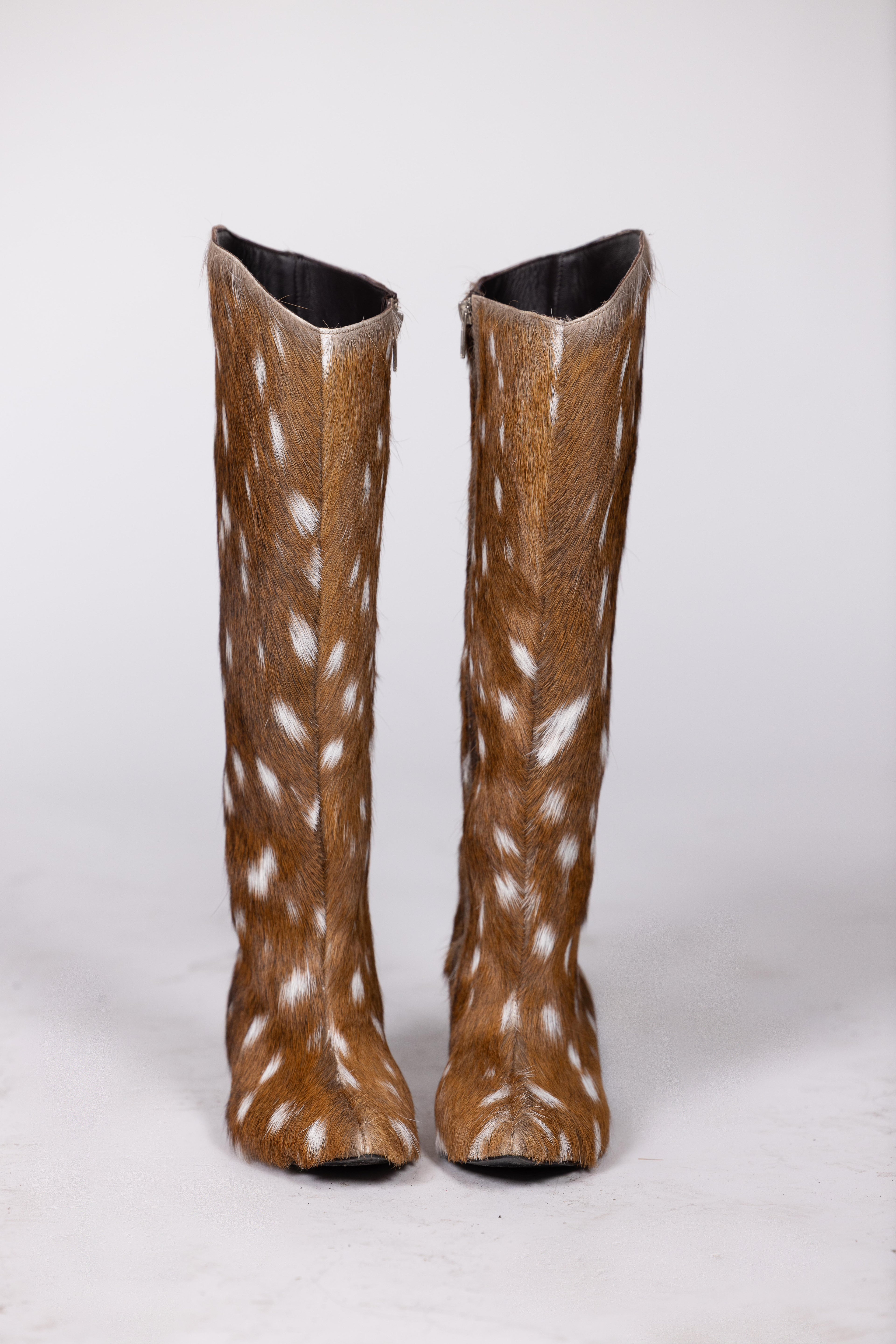 THE NAOMI DEER KNEE HIGH BOOT